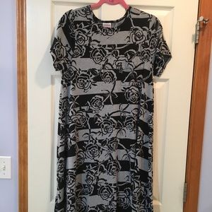 LuLaRoe Carly